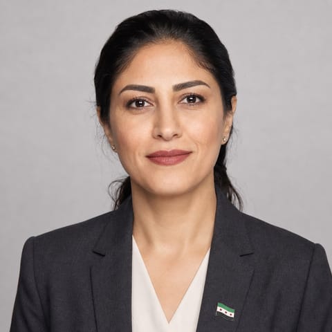 لارا الصباغ